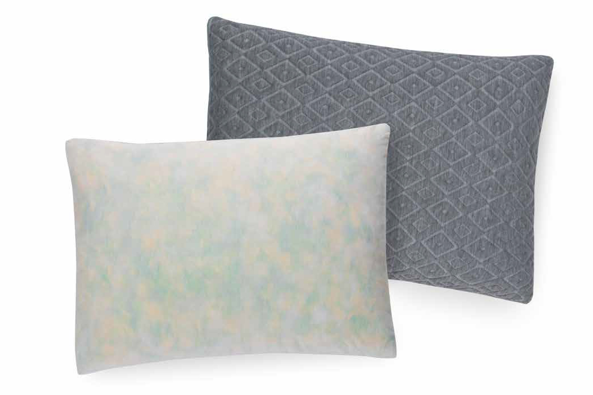 https://mattresskinginc.com/wp-content/uploads/2019/11/Mattress-King-Inc-Brooklyn-Bedding-Accessories-01-Pillows-01-Premium-Shredded-Foam-Pillow.jpg